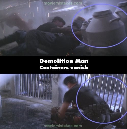 Phim Demolition man, những chiếc vò bỗng dưng biến mất ở cảnh đánh nhau giữa Spartan và Phoenix